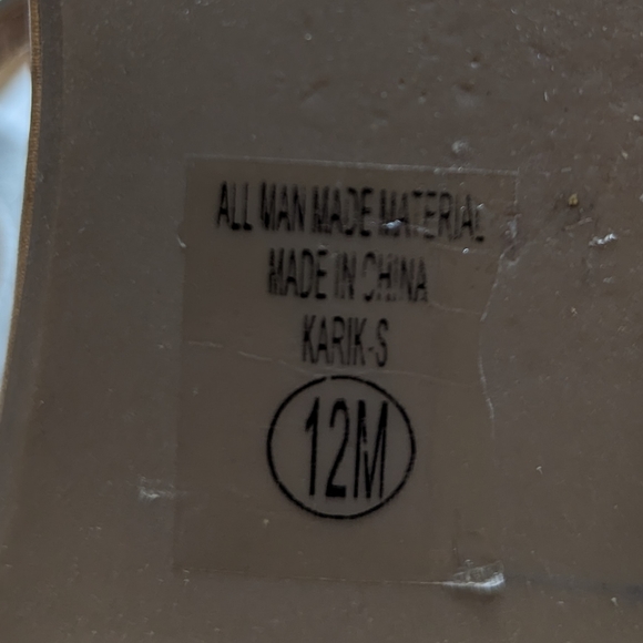 City Classified | Women's Strap Sandals | White |  Size 12M - Picture 4 of 8